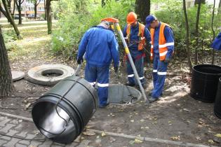 2012 r. Renowacja bezwykopowa nieszczelnej kanalizacji deszczowej w Rudzie Śląskiej – relining krótki modułami VipLiner DN 200÷500.
