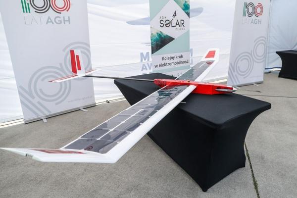 Zdjęcie Projekt AGH Solar Plane. Fot. Biuro Prasowe UMWM