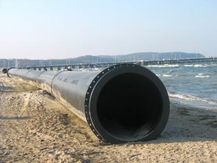 2009 r. Wyprowadzenie wód potoków w głąb Zatoki Gdańskiej DN1000÷1600 – około 3 km. Dostarczono także studzienki i kształtki specjalne
