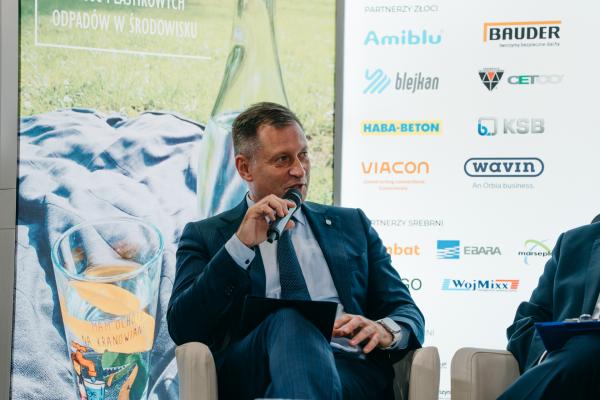 Zdjęcie IV Kongres Gospodarowania Wodami i Ochrony Przeciwpowodziowej. Panel dyskusyjny, Piotr Ziętara, Prezes Wodociągów Miasta Krakowa. fot. Quality Studio dla www.inzynieria.com