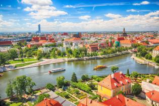 Panorama Wrocławia. Fot. Lukasz Stefanski / Shutterstock