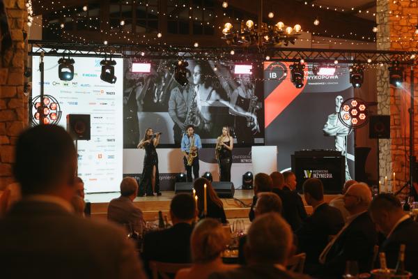 Zdjęcie XXIII Konferencja, Wystawa i Pokazy Technologii Inżynieria Bezwykopowa 2025. Uroczysta gala z wręczeniem nagród TYTAN. fot. Quality Studio dla www.inzynieria.com