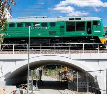 Warszawa: próby obciążeniowe nowych wiaduktów kolejowych avatar