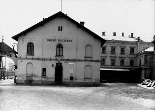 Urząd pocztowy przy Dworcu Głównym w Krakowie. Wrzesień 1938 r. Fot. Narodowe Archiwum Cyfrowe