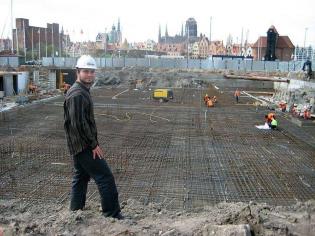 Zespół apartamentowo-mieszkaniowy „Szafarnia” w Gdańsku (2007/2008 r.). W centrum Gdańska, obok żeglarskiej mariny, Keller wykonał w oparciu o własny projekt zabezpieczenie wykopu i posadowienie nowego kompleksu apartamentowo-usługowego. Na terenie budowy