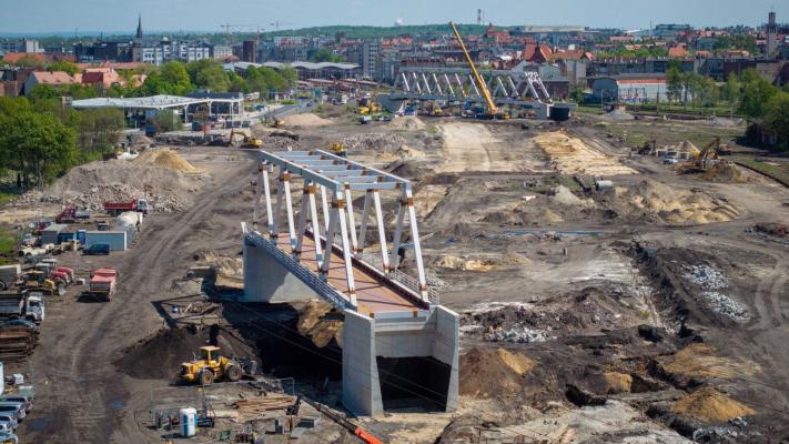Zdjęcie Budowa wiaduktów kolejowych w centrum Katowic. Fot. Łukasz Hachuła/PKP PLK