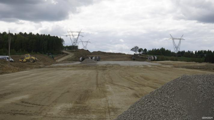 Zdjęcie Budowa drogi ekspresowej S19. Widok w stronę Barwinka. Fot. GDDKiA