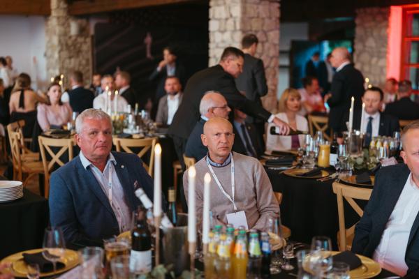 Zdjęcie XXIII Konferencja, Wystawa i Pokazy Technologii Inżynieria Bezwykopowa 2025. Uroczysta gala z wręczeniem nagród TYTAN. fot. Quality Studio dla www.inzynieria.com