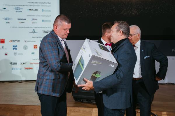 Zdjęcie XXIII Konferencja, Wystawa i Pokazy Technologii Inżynieria Bezwykopowa 2025. Uroczysta gala z wręczeniem nagród TYTAN. fot. Quality Studio dla www.inzynieria.com