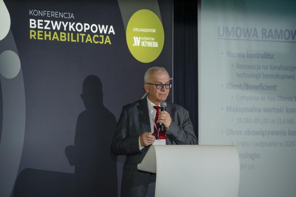 Zdjęcie Mariusz Iwanejko, dyrektor marketingu, Blejkan S.A. X Konferencja Bezwykopowa Rehabilitacja. fot. Quality Studio dla www.inzynieria.com