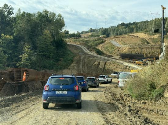 Zdjęcie Wycieczka na plac budowy posadowienia wysokich estakad oraz zabezpieczenia terenów osuwiskowych budowy S19 Babica-Jawornik, której wykonawcą jest INTERCOR Sp. z o.o. a inwestorem GDDKiA w Rzeszowie. / fot. Quality Studio dla www.inzynieria.com