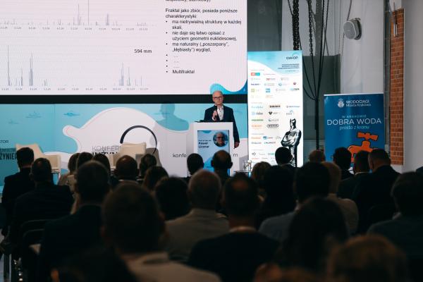 Zdjęcie IV Kongres Gospodarowania Wodami i Ochrony Przeciwpowodziowej. Prof. dr hab. inż. Paweł Licznar, Uniwersytet Przyrodniczy we Wrocławiu. fot. Quality Studio dla www.inzynieria.com