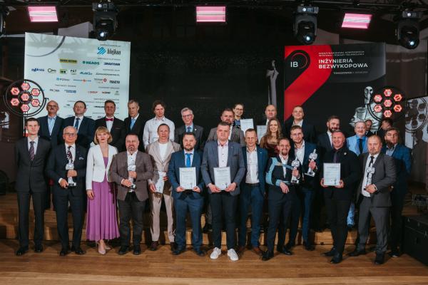 Zdjęcie XXIII Konferencja, Wystawa i Pokazy Technologii Inżynieria Bezwykopowa 2025. Uroczysta gala z wręczeniem nagród TYTAN. fot. Quality Studio dla www.inzynieria.com