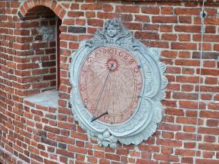 Odrestaurowany zegar słoneczny z XVII w. Fot. Karol Treder/Narodowe Muzeum Morskie w Gdańsku