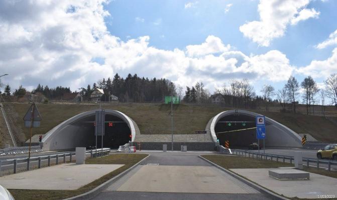 Zdjęcie Portal północny. Fot. GDDKiA