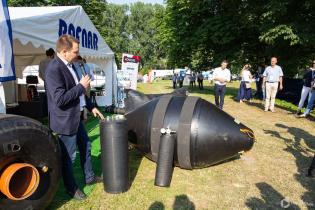 Pokaz firmy RAFNAR sp. z o.o. – prezentacja sprzętu pneumatycznego do eksploatacji sieci kanalizacyjnej firmy Sava / Konferencja „INŻYNIERIA Bezwykopowa” 2018 / fot. Quality Studio dla www.inzynieria.com