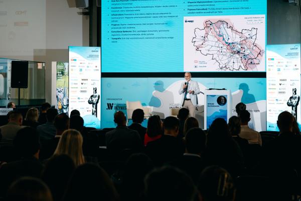 Zdjęcie IV Kongres Gospodarowania Wodami i Ochrony Przeciwpowodziowej. Witold Sumisławski, Pełnomocnik Prezydenta Wrocławia oraz MPWiK S.A. ds. Gospodarowania Wodami Opadowymi i Roztopowymi. fot. Quality Studio dla www.inzynieria.com