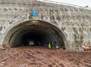 Budowa tunelu w ciągu drogi S3. Fot. GDDKiA