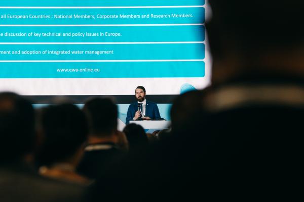 Zdjęcie IV Kongres Gospodarowania Wodami i Ochrony Przeciwpowodziowej. Arthur Guischet, Secretary General European Water Association (EWA). fot. Quality Studio dla www.inzynieria.com