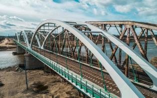 Nowy kolejowy most przez Bug. Fot. PKP PLK