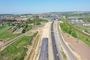 Postępy budowy mostu w Wolinie w maju. Fot. GDDKiA