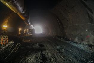 Tunel przez Białożyński Groń. Fot. GDDKiA