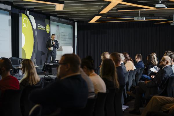 Zdjęcie Mirosław Cecuga, Sezam Instal sp.j. X Konferencja Bezwykopowa Rehabilitacja. fot. Quality Studio dla www.inzynieria.com