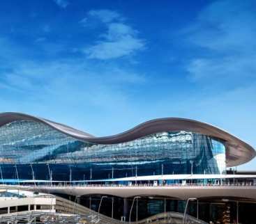 Otwarto luksusowy terminal na lotnisku Abu Zabi. Sześć lat opóźnienia avatar