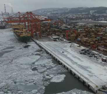 Port Gdynia. Zmodernizowane nabrzeże obsłuży 400-metrowe kontenerowce