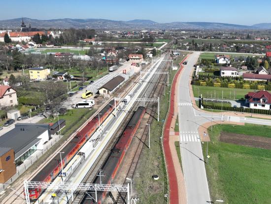 Zdjęcie Stary Sącz. Fot. Krzysztof Dzidek/PKP PLK