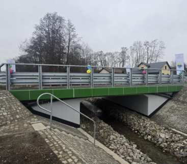 Avatar Opolskie. W Dzielawach nowy most zastąpił starą konstrukcję