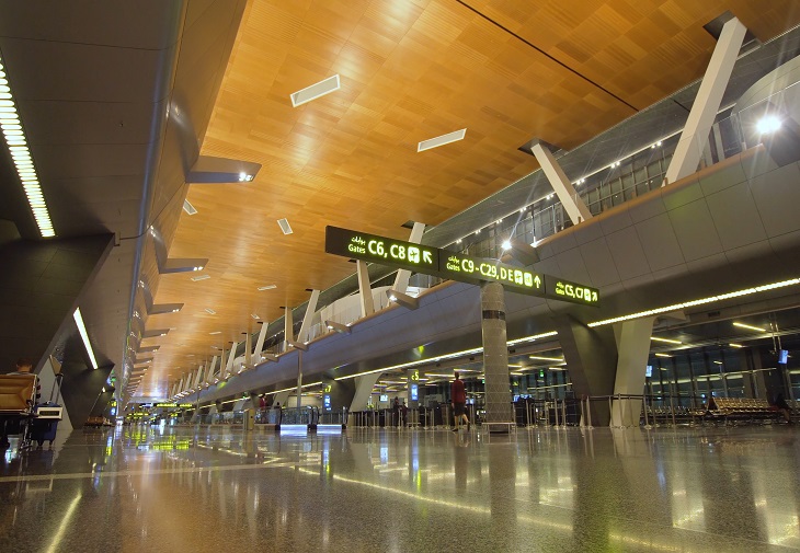 Lotnisko w Doha. Fot. Alexpunker / Adobe Stock