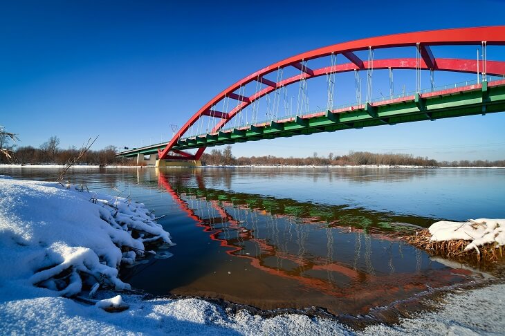Most im. Jana Pawła II w Puławach. Fot. Ada/Adobe Stock
