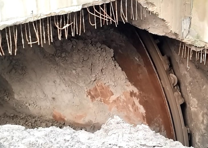 Duża maszyna TBM drąży tunel w Łodzi. Fot. Rafał Wilgusiak/PKP PLK