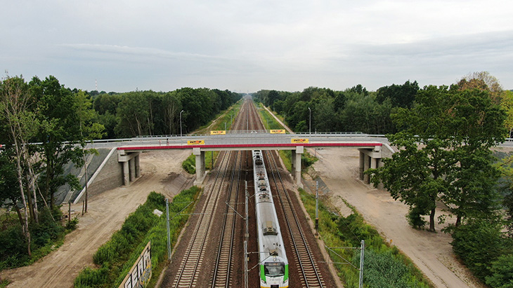 FOT. 6. | Wiadukt w Kobyłce nad Rail Baltica. Fot. Artur Lewandowski/PKP PLK