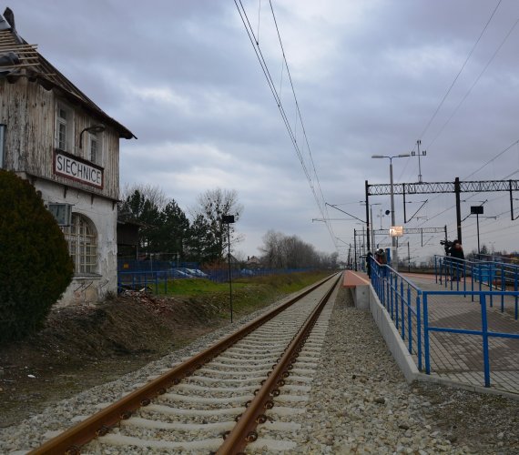 Modernizacja trzech dworców kolejowych na Dolnym Śląsku. Fot. UMWD