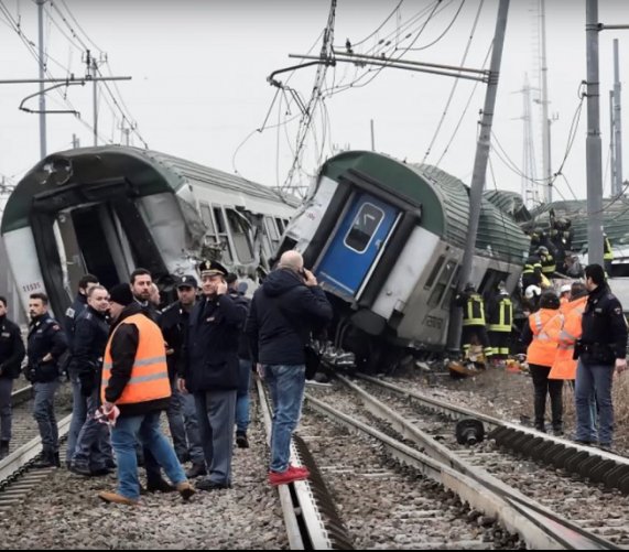  Katastrofa kolejowa we Włoszech. Fot. Youtube