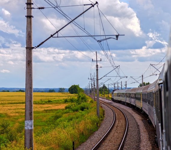 Kolejny etap modernizacji linii kolejowej między Lublinem a Stalową Wolą. Fot. Nightman1965  / Shutterstock