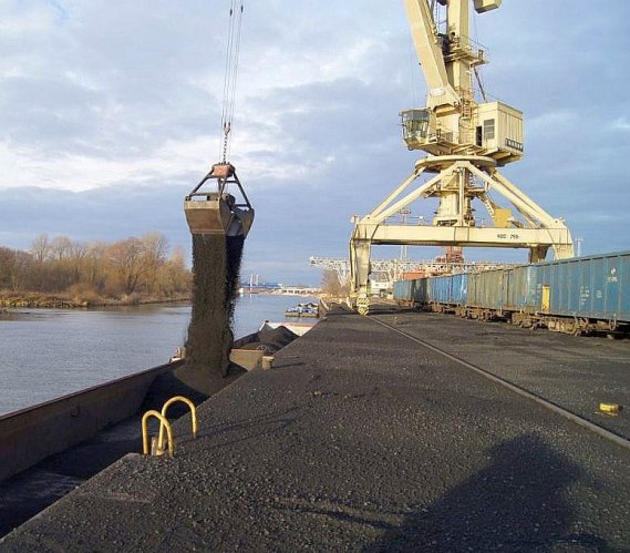  Transport węgla drogą wodną: 250 tys. ton z Gliwic do Wrocławia w 2018 r. Fot. OT Logistics S.A.