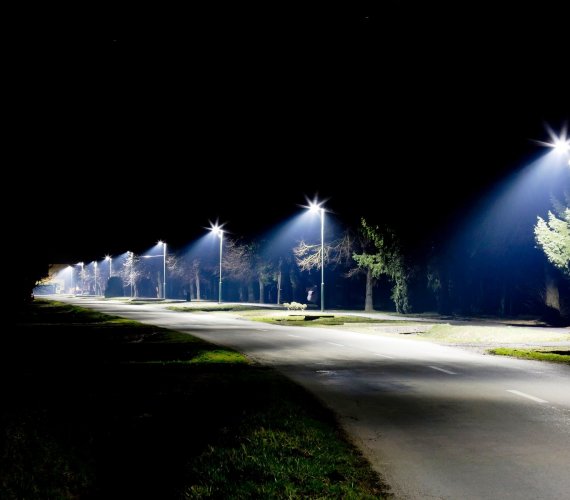Dziwnów wymieni co czwartą lampę uliczną. Fot. Milan Noga/Shutterstock