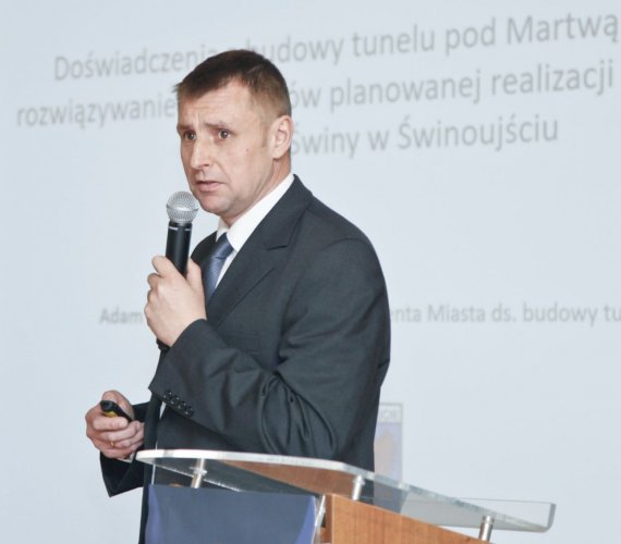 Adam Łosiński – pełnomocnik prezydenta miasta Świnoujście ds. budowy tunelu pod Świną. Fot. Quality Studio