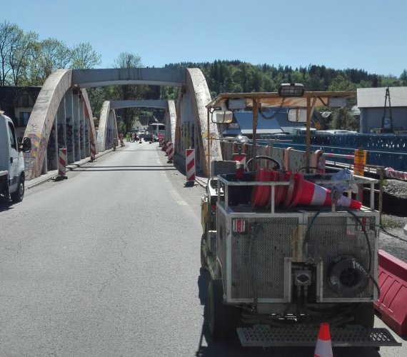 Biały Dunajec: kierowcy pojadą mostem tymczasowym. Fot. GDDKiA