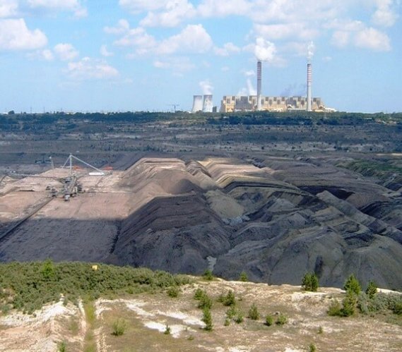 Pole Bełchatów z przedłużoną koncesją na wydobycie węgla. Fot. MaKa~commonswiki / Wikipedia Commons