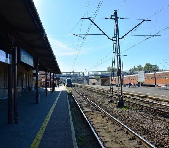 Przebudowa stacji Rzeszów Główny to jedno z działań PKP PLK poprawiające komfort obsługi podróżnych. Fot. PKP PLK