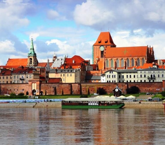 Toruń znajduje się w województwie kujawsko-pomorskim, leży nad Wisłą i Drwęcą. Fot. Tupungato/Shutterstock