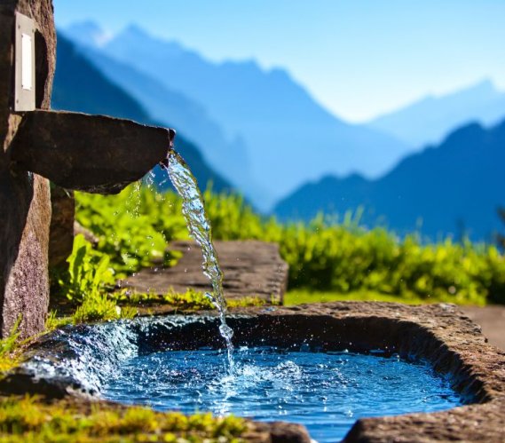 W wyniku działań podejmowanych przez kraje członkowskie UE, wody powierzchniowe i podziemne w Europie są coraz czystsze. Fot. Shutterstock