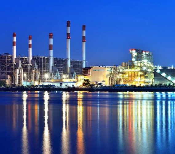 Inwestycje PKN Orlen w petrochemię warte będą około 8,3 mld zł. Fot. Virojt Changyencham / Shutterstock
