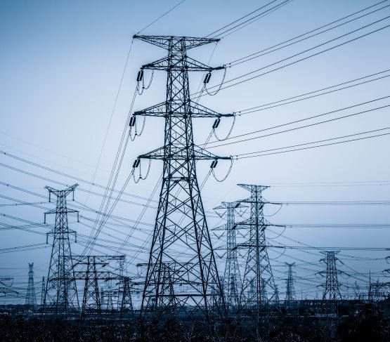  8 sierpnia br. podpisano porozumienie o współpracy przy usuwaniu awarii sieci elektroenergetycznych. Fot. ssguy/Shutterstock