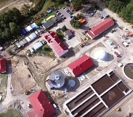 Zmodernizowana oczyszczalnia ścieków w Lubartowie. Modernizacja kosztowała ponad 60 mln zł. Źródło: YouTube/PGK Lubartów