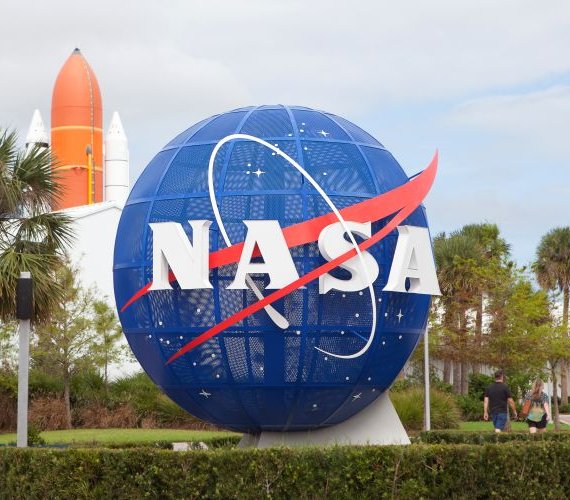 Ekspozycja NASA na terenie Kennedy Space Center Visitors Complex w Titusville na Florydzie. Fot. Mark Van Scyoc/Shutterstock